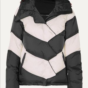 Perfect Moment Chevron Super Day Ski Down Jacket